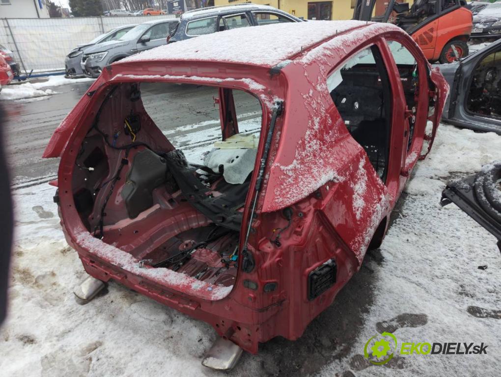 KIA SPORTAGE IV SUV 2017 130 kW 1.6 TGDI AWD 1591 KAROSERIA ČTVRŤÁK blatník práh střecha PODŁUŻNICA