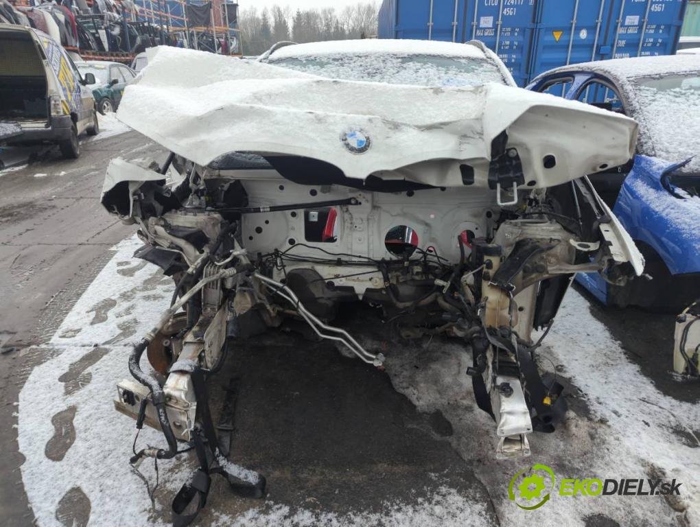 BMW F48 SUV 2018 103 kW sDrive 18 i 1499 karoséria ČTVRŤÁK: Blatník prah strecha PODŁUŻNICA
