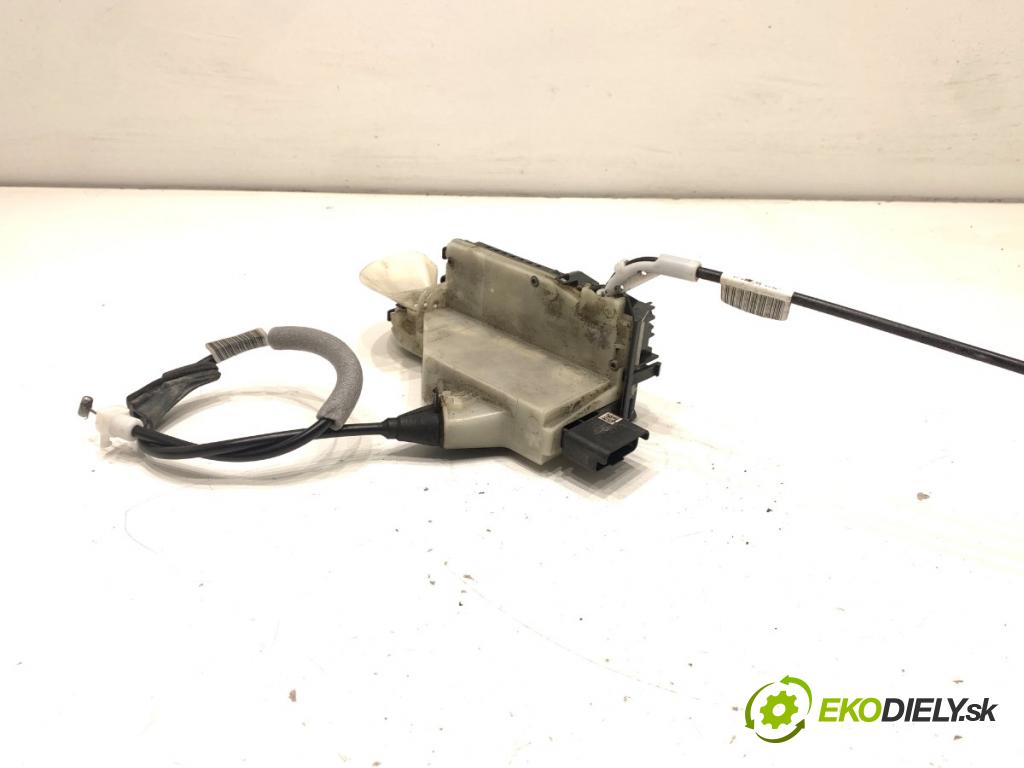 PEUGEOT 208 I liftback 2016 55 kW 1.6 HDi / BlueHDi 75 1560 zámok Dvere ľavy predný