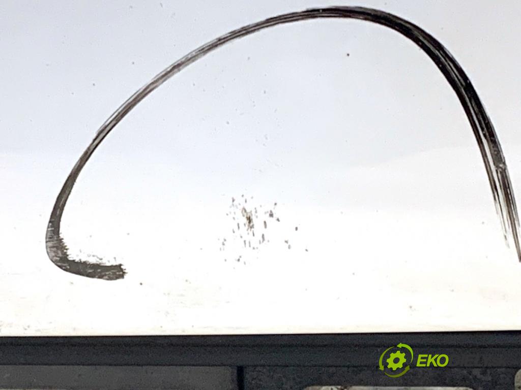 PEUGEOT 208 I liftback 2016 55 kW 1.6 HDi / BlueHDi 75 1560 kapota zad EWP