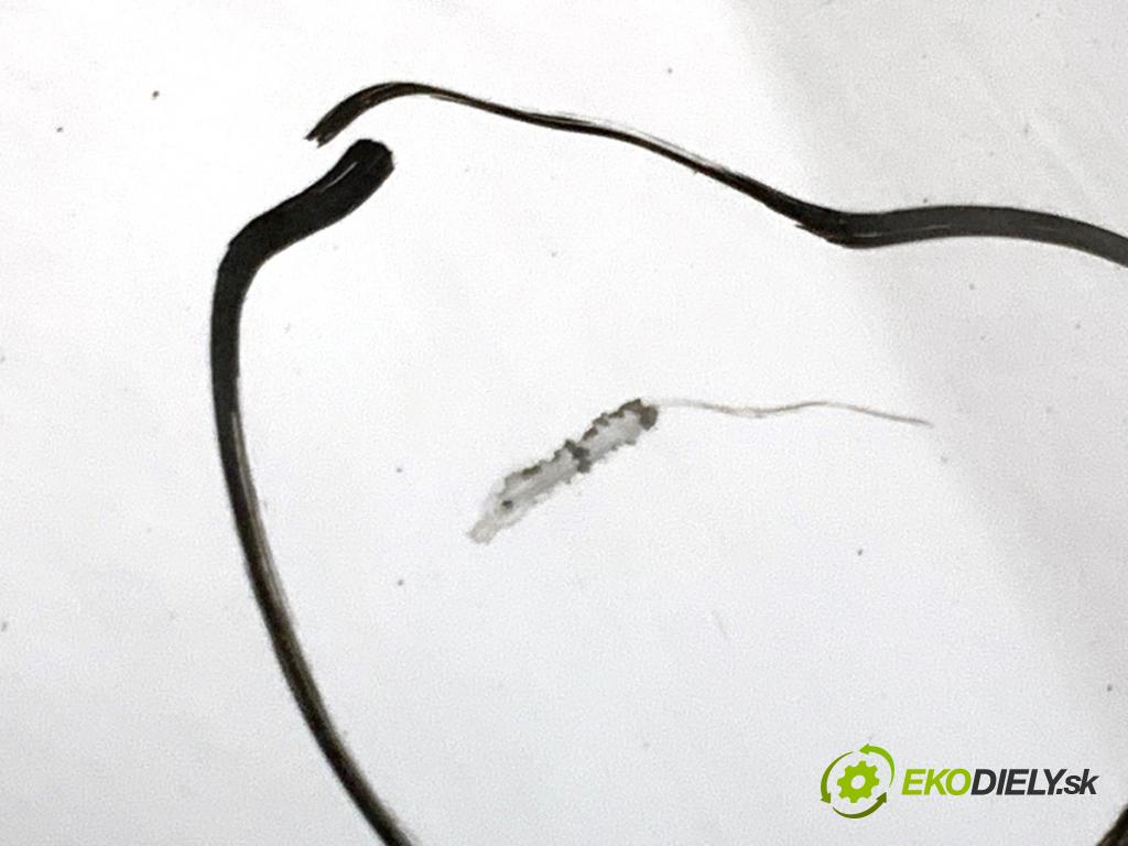 PEUGEOT 208 I liftback 2016 55 kW 1.6 HDi / BlueHDi 75 1560 kapota zad EWP