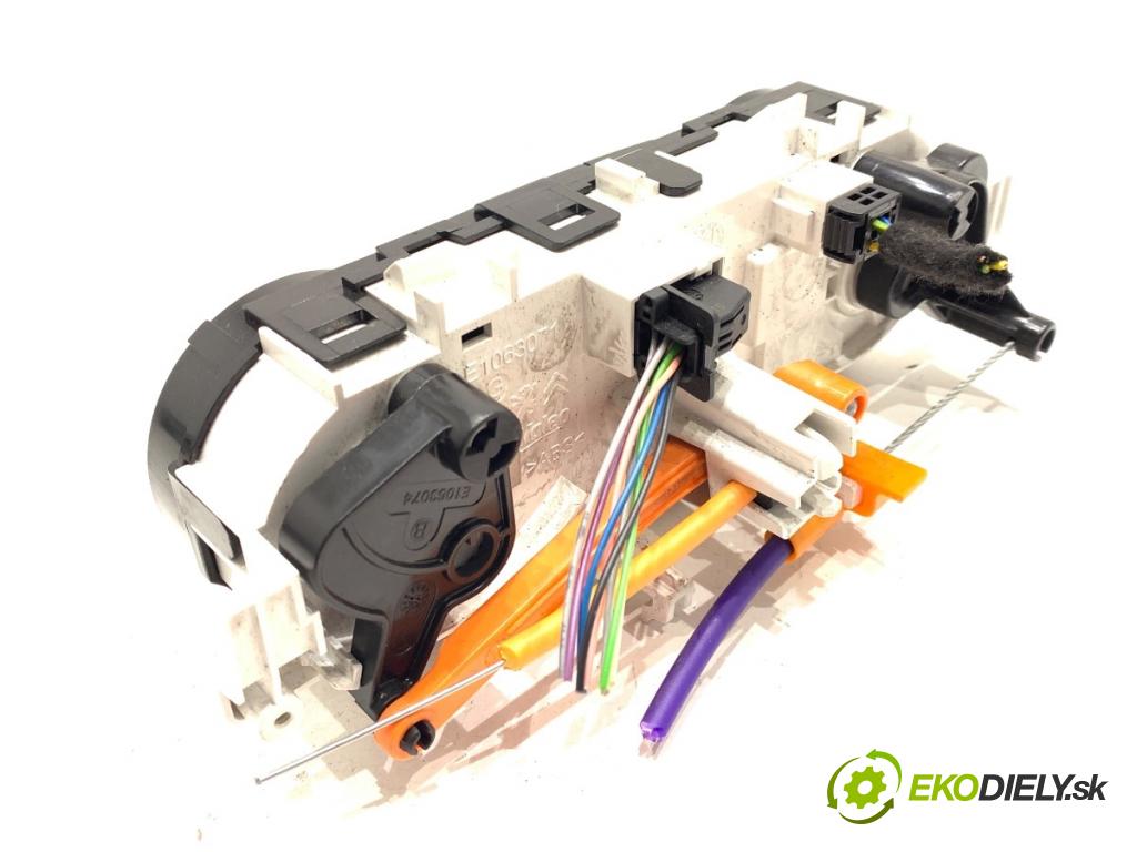 PEUGEOT 208 I liftback 2016 55 kW 1.6 HDi / BlueHDi 75 1560 Panel ovládania kúrenia E1063071 (Prepínacie páčky pod volantom)