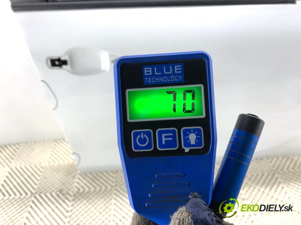 PEUGEOT 208 I liftback 2016 55 kW 1.6 HDi / BlueHDi 75 1560 dveře pravý přední část EWP