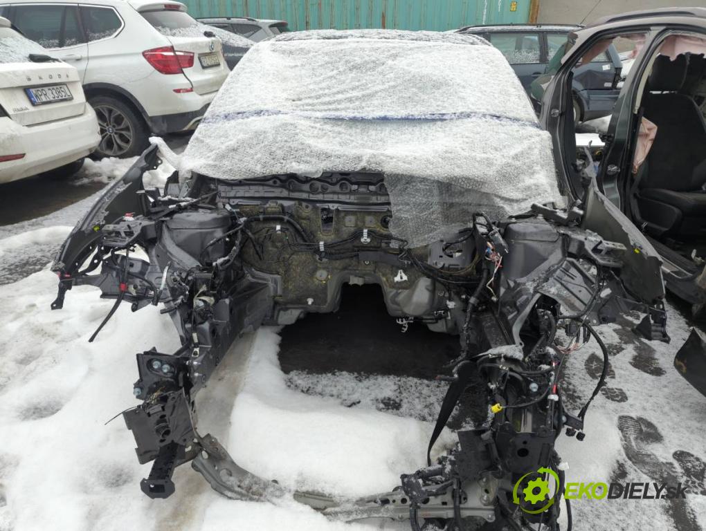 LEXUS LBX  2025 100 kW Hybrid (MAYH10)   (1490 ccm / 100 kW / 136 KM) 1490 karoséria ČTVRŤÁK: Blatník prah strecha PODŁUŻNICA