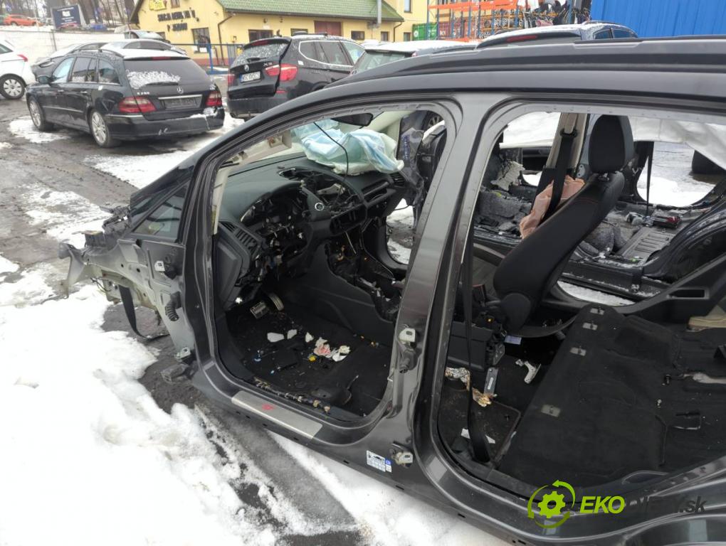 FORD ECOSPORT SUV 2018 92 kW 1.0 EcoBoost 998 KAROSERIA ČTVRŤÁK blatník práh střecha PODŁUŻNICA