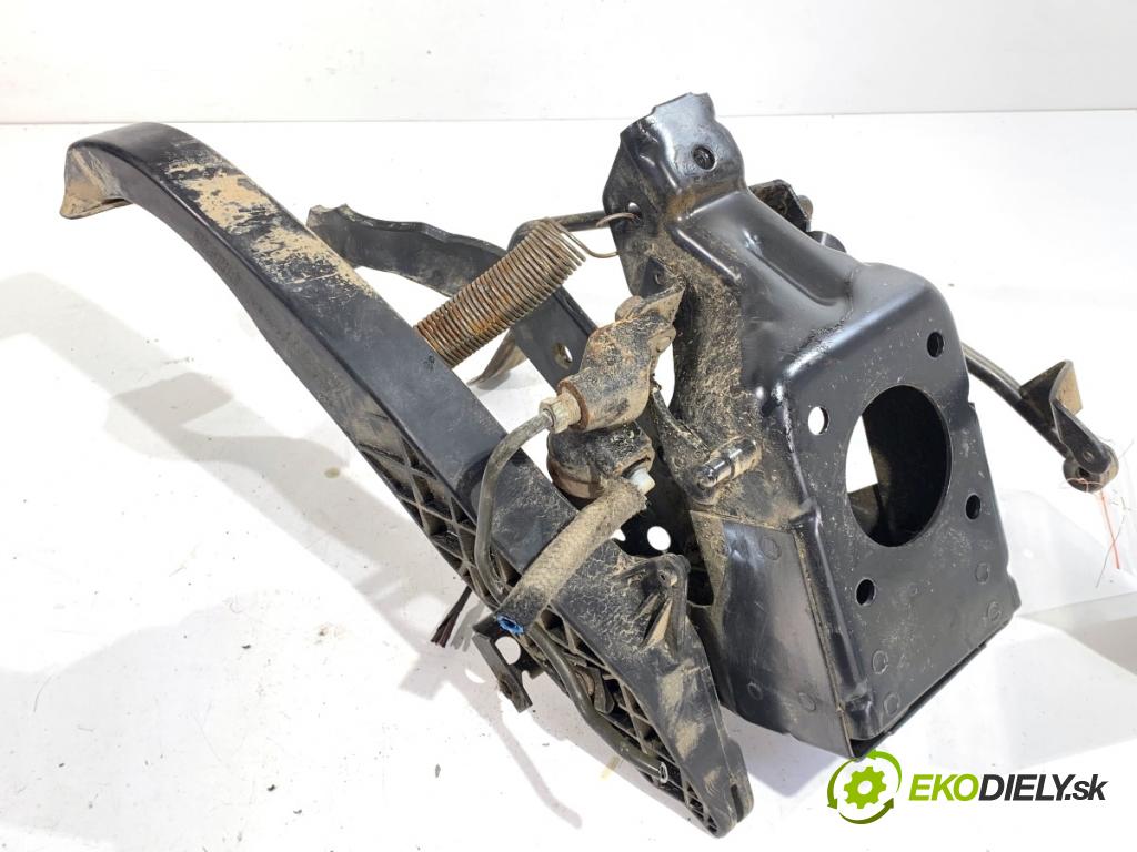 VW TRANSPORTER T4 Autobus 1995 57 kW 2.4 D 2370 PEDÁL: 701721315B (Potenciometer plynového pedálu)