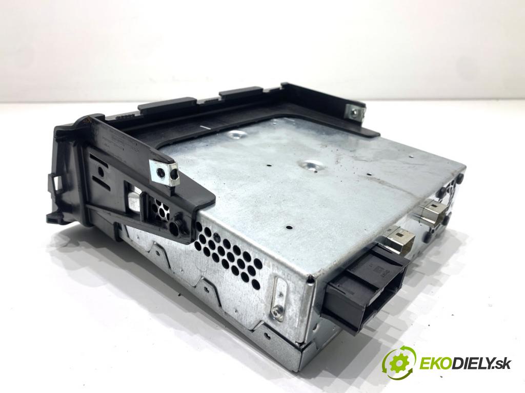 BMW E71 SUV 2008 225 kW xDrive 35 i 2979 Menič CD 9181755 (CD menič)