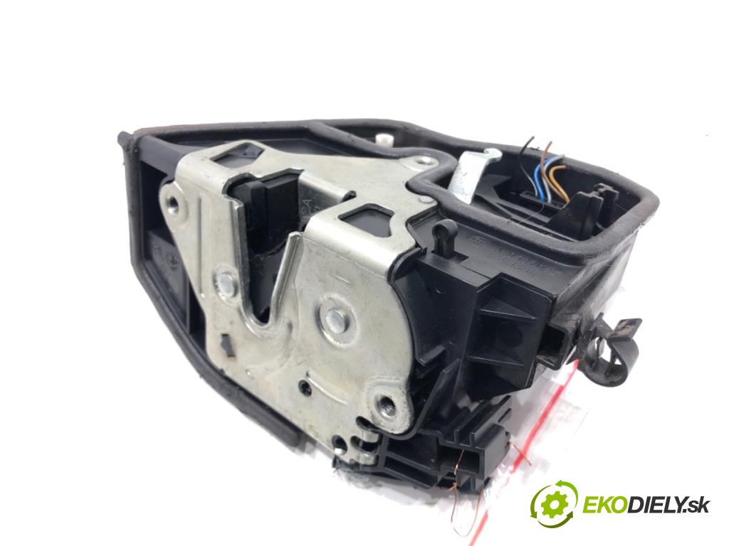 BMW E71 SUV 2008 225 kW xDrive 35 i 2979 zámok Dvere ľavy zad 7202147