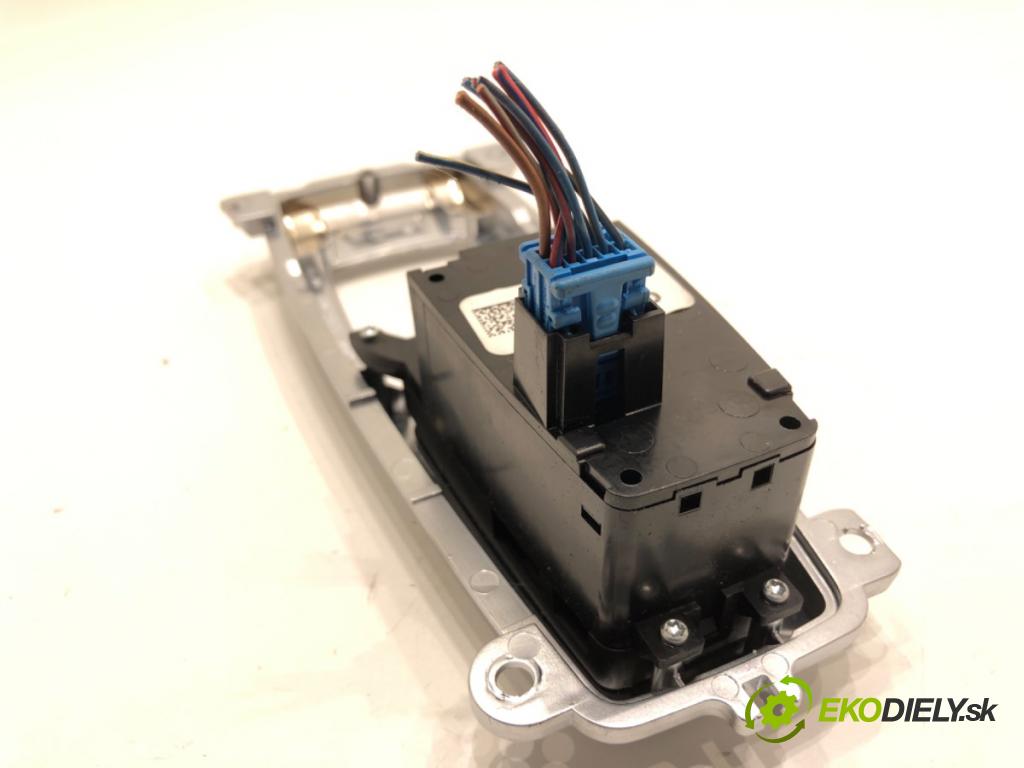 BMW E71 SUV 2008 225 kW xDrive 35 i 2979 Spínač brzdy ručnej brzdy 9148508 (Prepínacie páčky pod volantom)