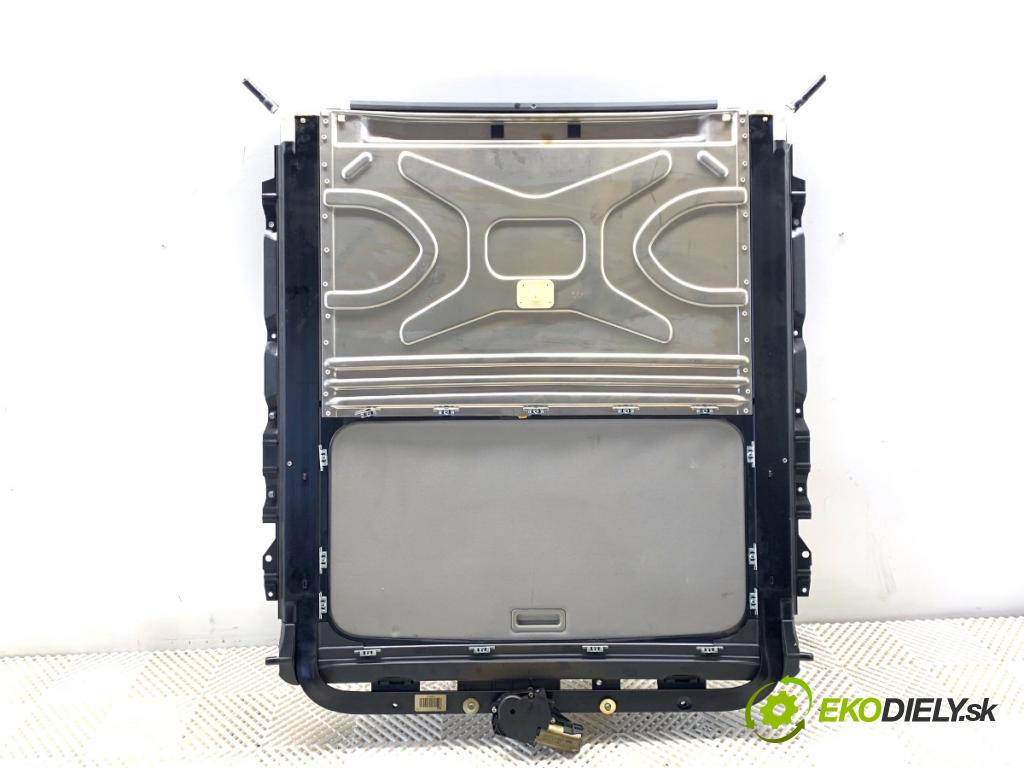 BMW E71 SUV 2008 225 kW xDrive 35 i 2979 střešní okno 9127381 (Sklo karoserie)