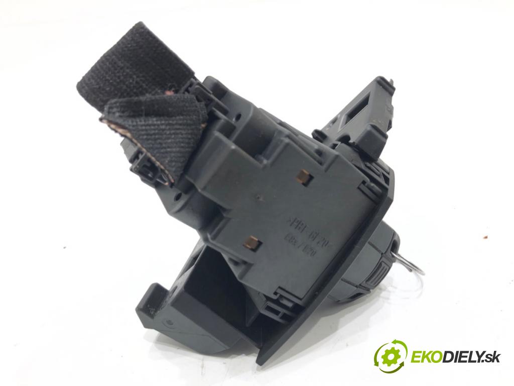 BMW E71 SUV 2008 225 kW xDrive 35 i 2979 spinačka 9177973 (Spínacia skrinka)