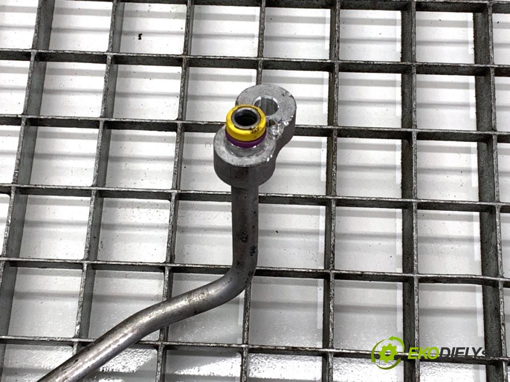 BMW E71 SUV 2008 225 kW xDrive 35 i 2979 rúrka klimatizácie 6945726 (Rúrka klimatizácie)