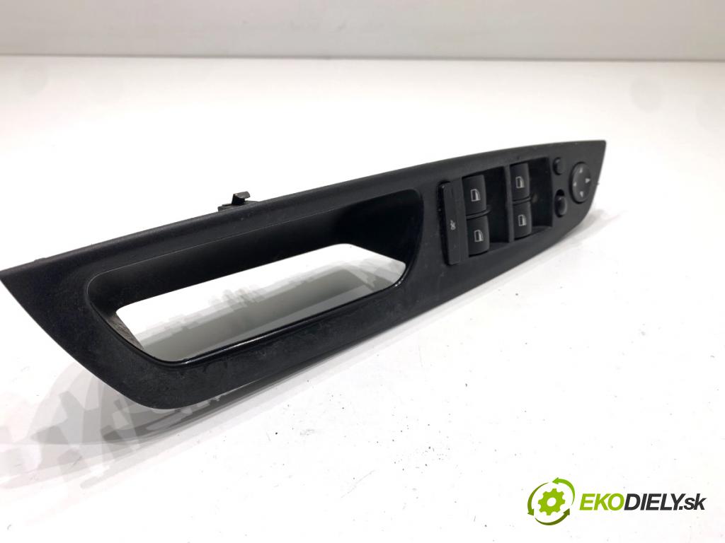 BMW E71 SUV 2008 225 kW xDrive 35 i 2979 Prepínač okien 7137137 (Prepínacie páčky pod volantom)