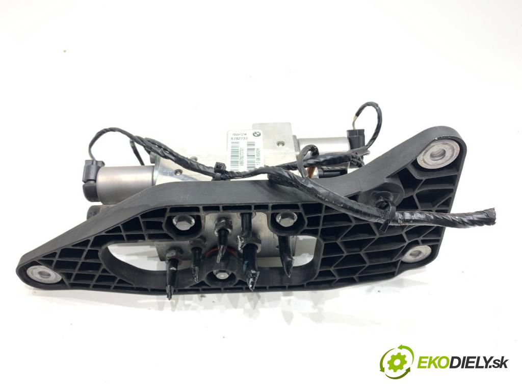 BMW E71 SUV 2008 225 kW xDrive 35 i 2979 pumpa nápravy 6782737