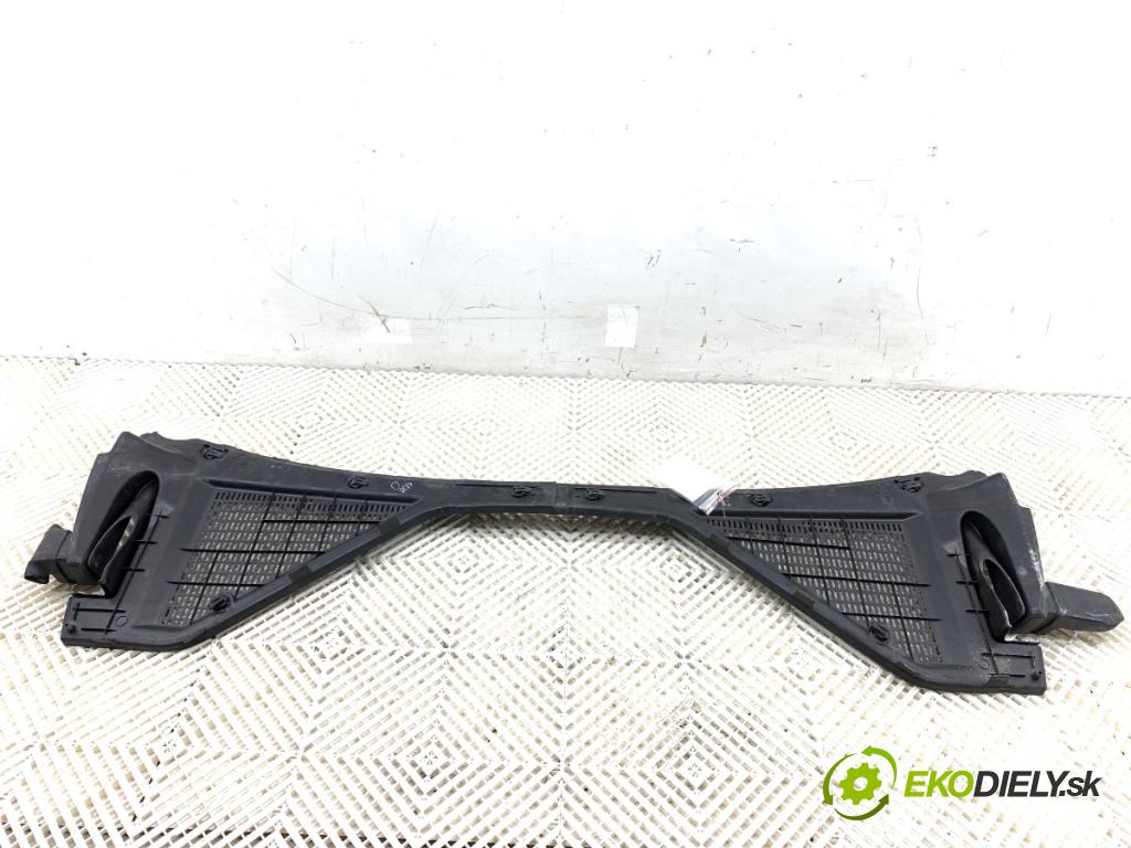 BMW E71 SUV 2008 225 kW xDrive 35 i 2979 Torpédo, plast pod čelné okno 10834110 (Torpédo (plast pod čelným sklom))