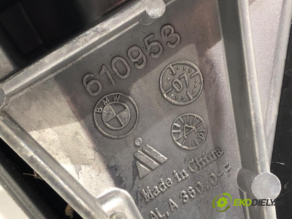 BMW E71 SUV 2008 225 kW xDrive 35 i 2979 zpětné zrcátko levý