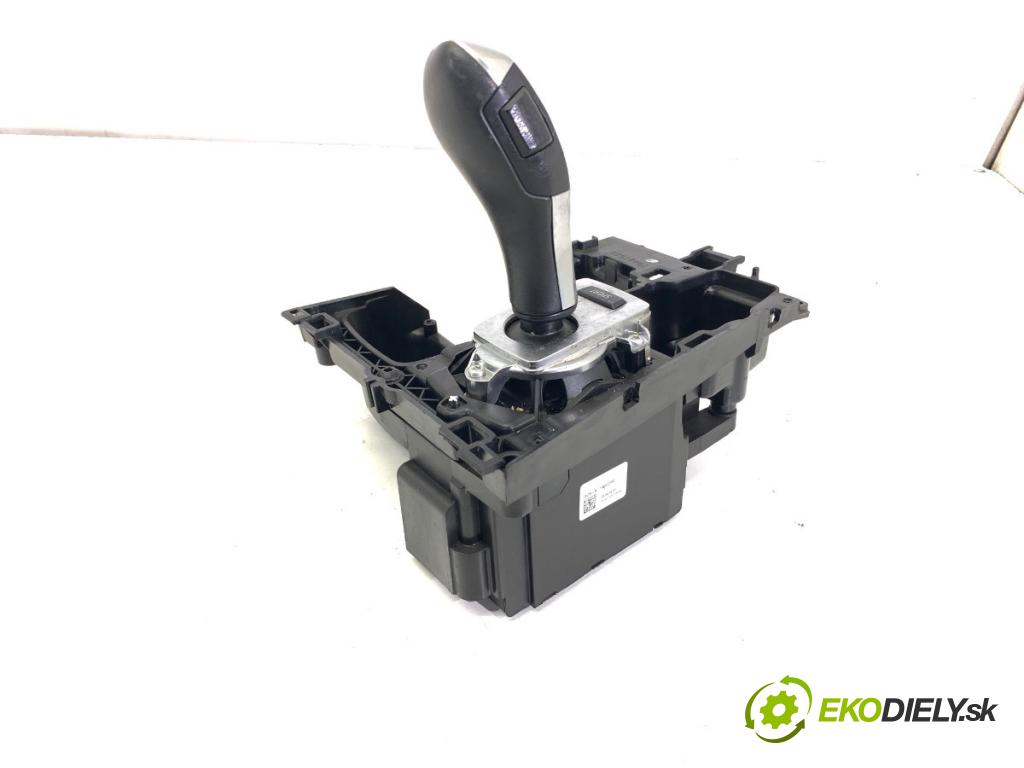 BMW E71 SUV 2008 225 kW xDrive 35 i 2979 Kulisa 9154958 (Rýchlostná páka (kulisa))