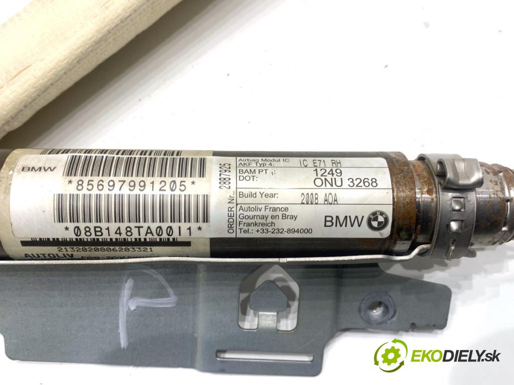 BMW E71 SUV 2008 225 kW xDrive 35 i 2979 stropní pravý