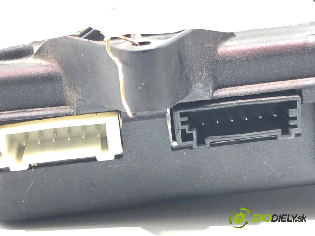 BMW E71 SUV 2008 225 kW xDrive 35 i 2979 KAMERA