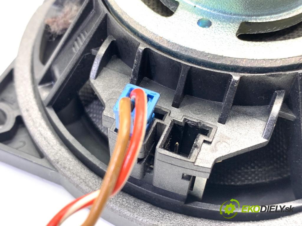 BMW E71 SUV 2008 225 kW xDrive 35 i 2979 reproduktory 9112492 9112472