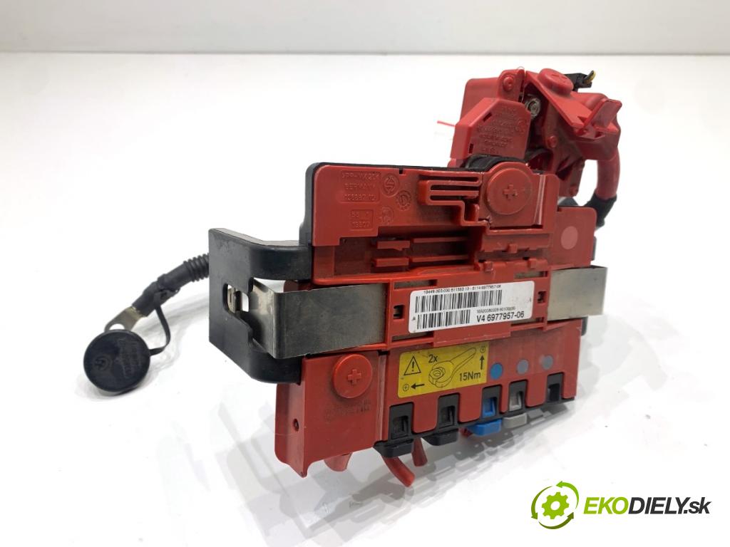 BMW E71 SUV 2008 225 kW xDrive 35 i 2979 svorka plus 6977957