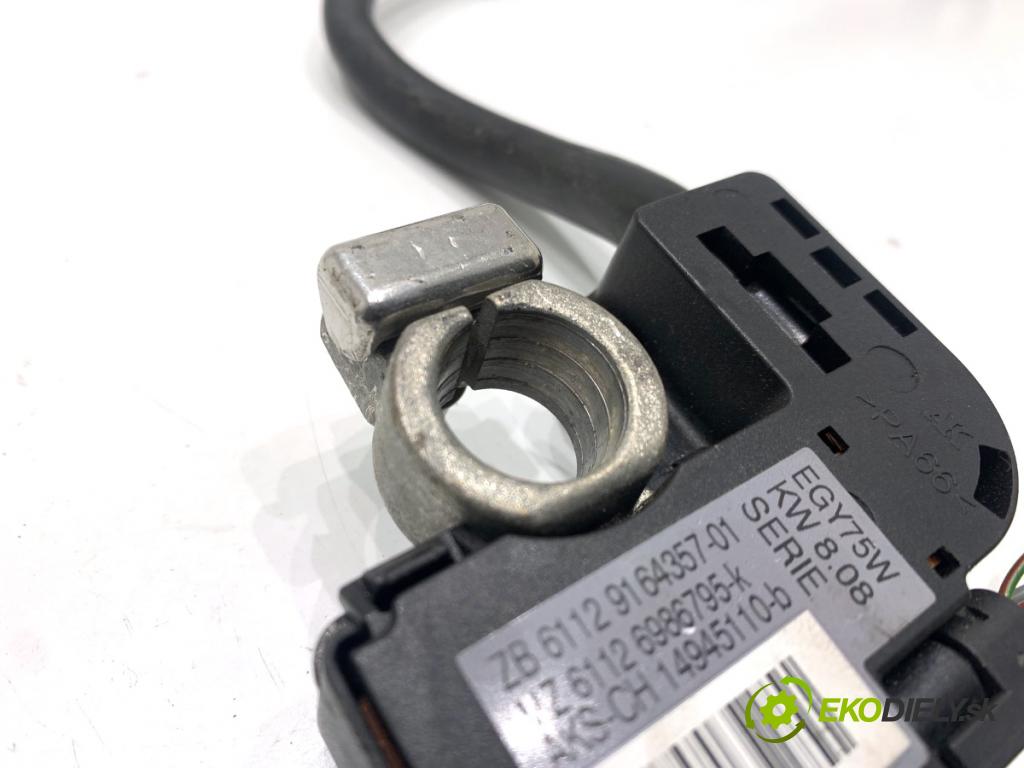 BMW E71 SUV 2008 225 kW xDrive 35 i 2979 svorka MINUS 9164357