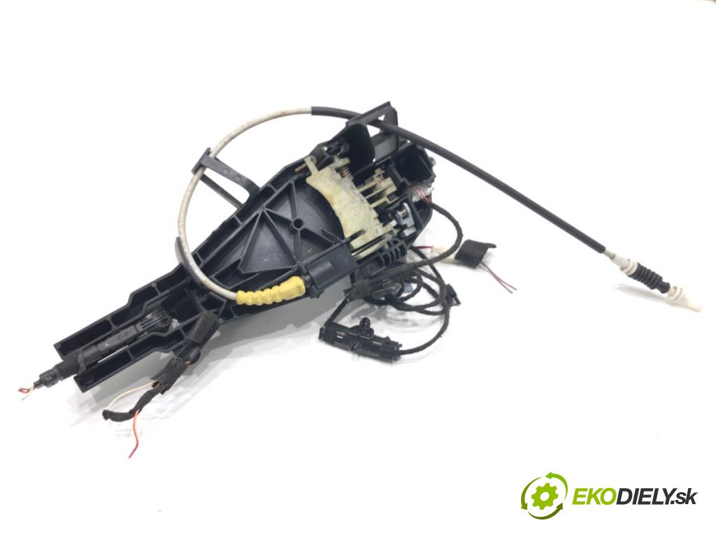 BMW E71 SUV 2008 225 kW xDrive 35 i 2979 Kľučka vonkajšia pravy zad 7209884