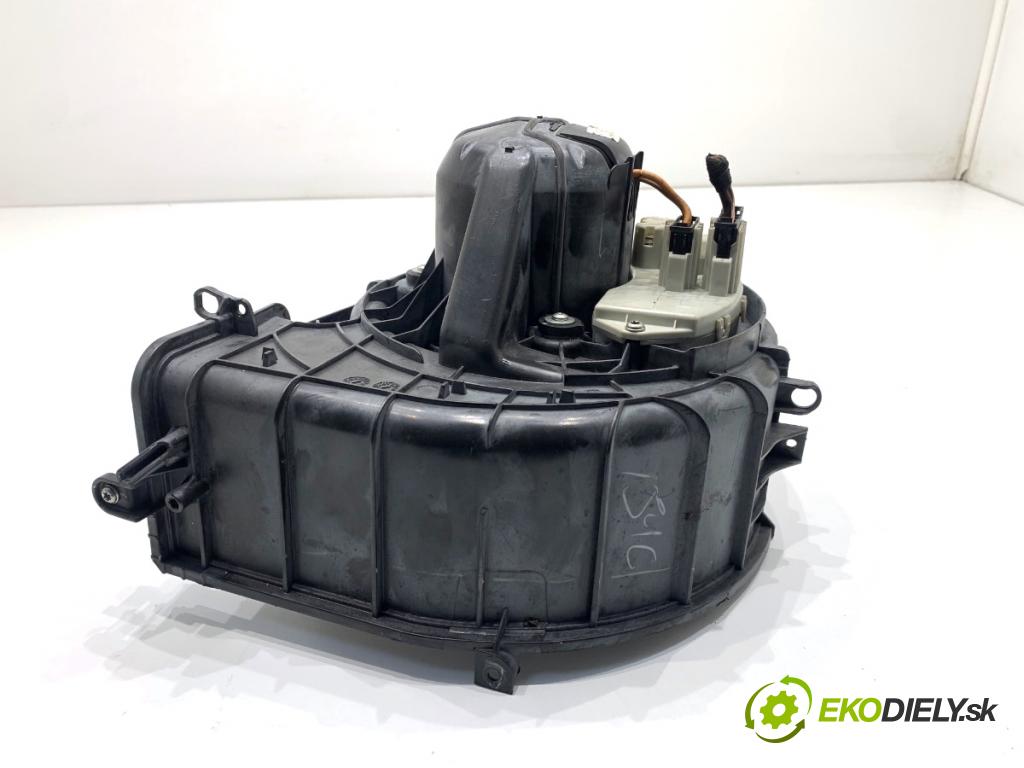 BMW E71 SUV 2008 225 kW xDrive 35 i 2979 ventilátor kúrenia 990877L