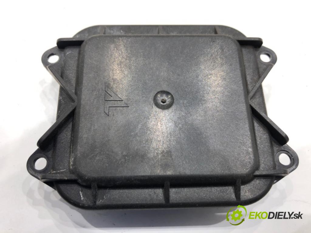 BMW E71 SUV 2008 225 kW xDrive 35 i 2979 Modul uhlu svetla 7189311