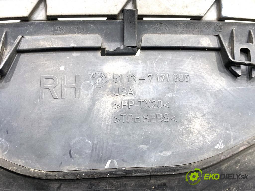 BMW E71 SUV 2008 225 kW xDrive 35 i 2979 mřížka maska mřížky pravá levá strana 7171396 7171395