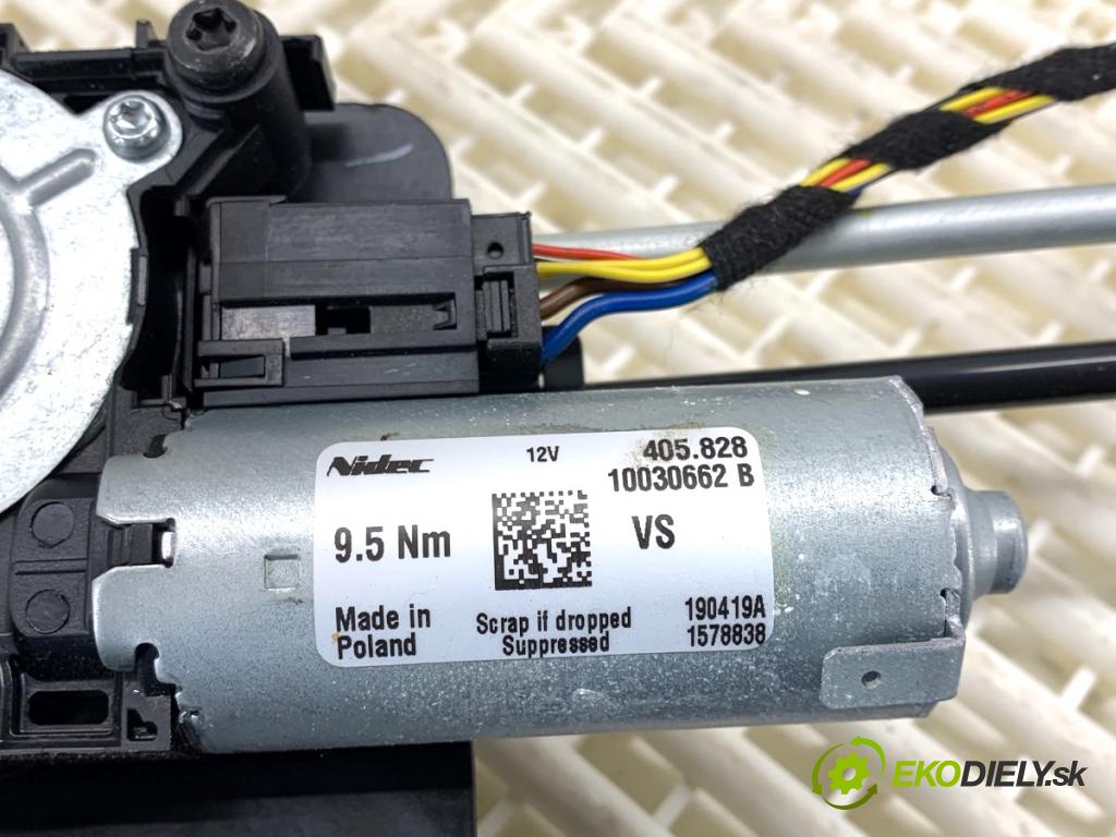 VOLVO S90 II sedan 2019 223 kW T8 Hybrid AWD 1969 strešné okno 39834277 (Sklo karosérie)