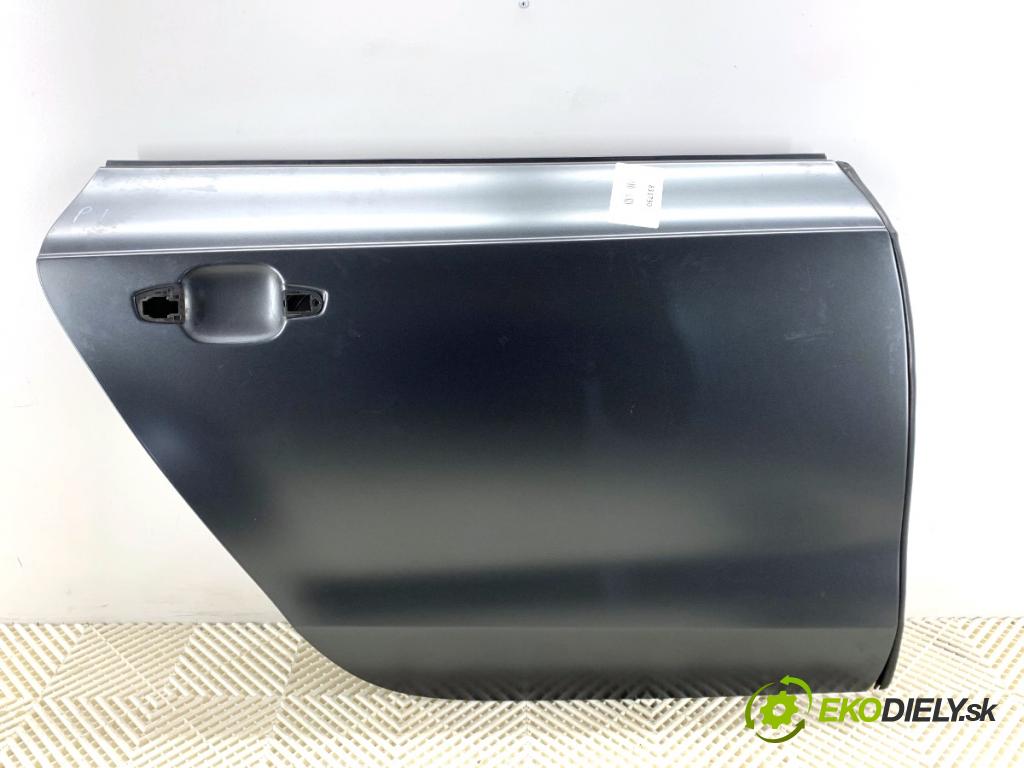 AUDI A7 4G liftback 2015 412 kW RS7 quattro 3993 Dvere pravy zad LX7A