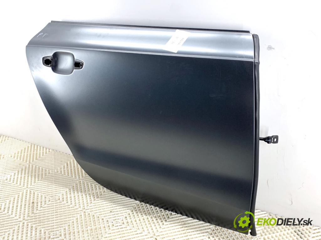 AUDI A7 4G liftback 2015 412 kW RS7 quattro 3993 Dvere pravy zad LX7A