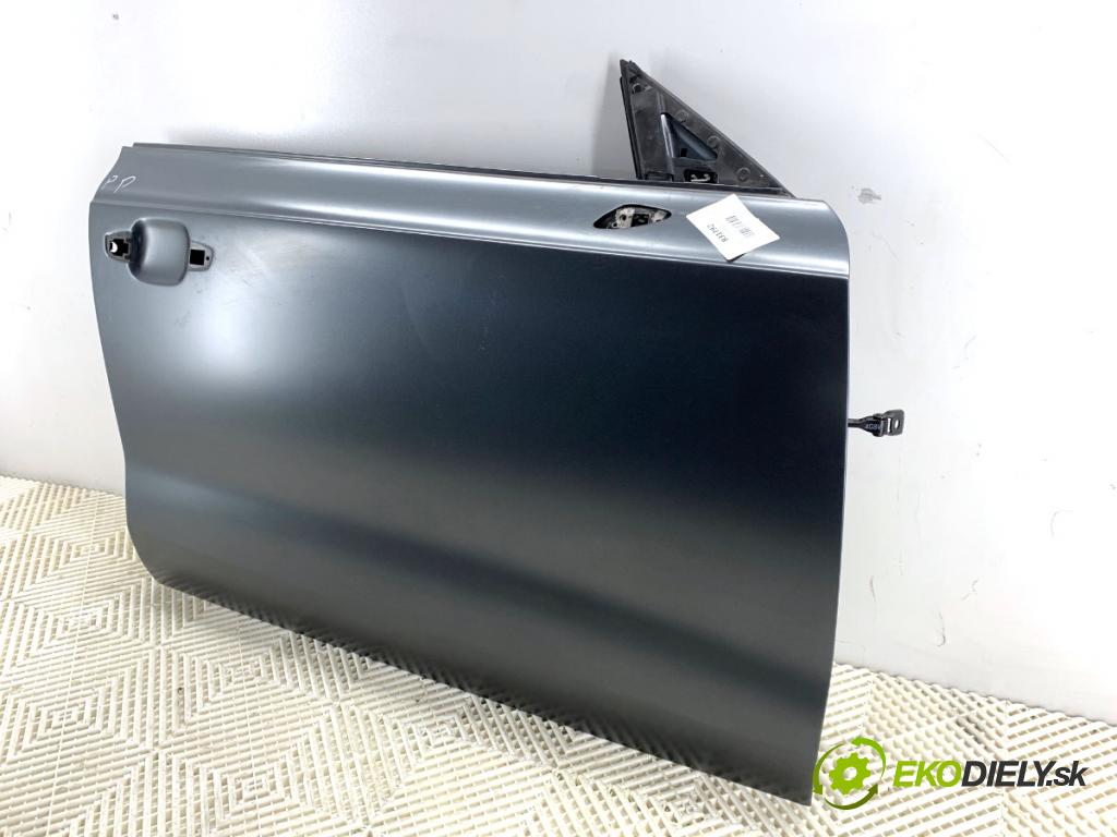 AUDI A7 4G liftback 2015 412 kW RS7 quattro 3993 Dvere pravy predný LX7A