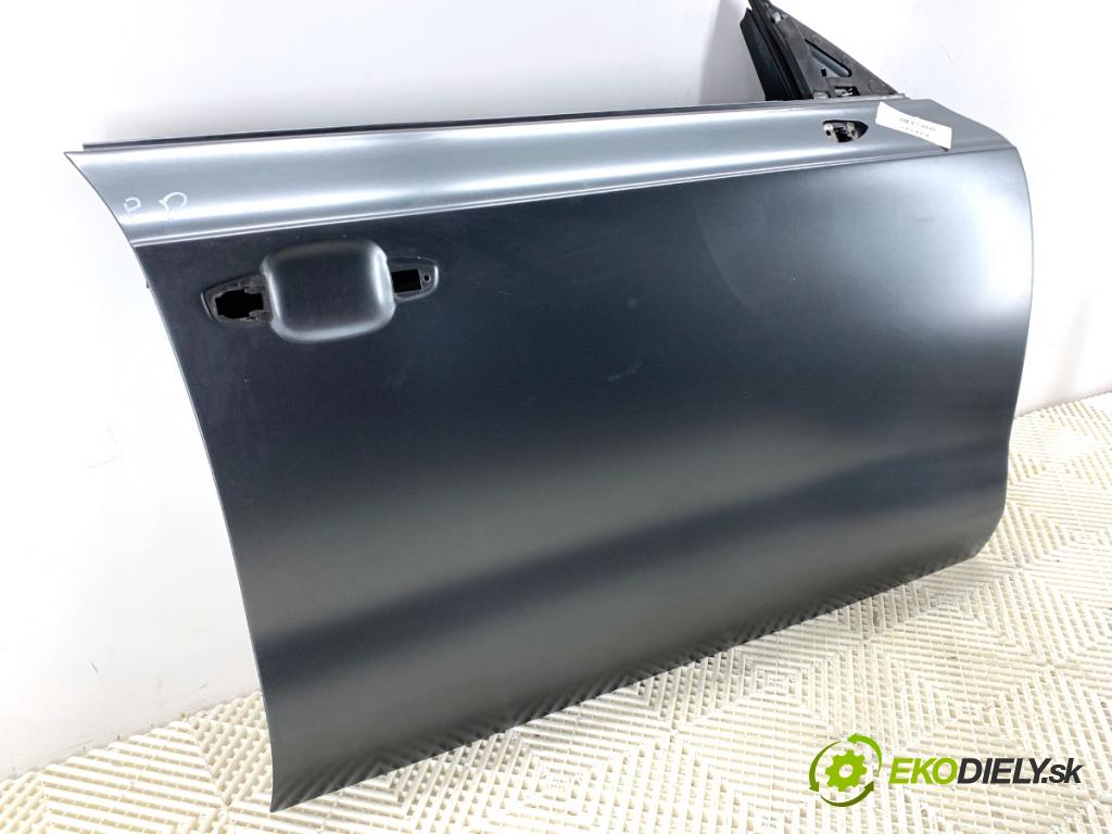 AUDI A7 4G liftback 2015 412 kW RS7 quattro 3993 Dvere pravy predný LX7A