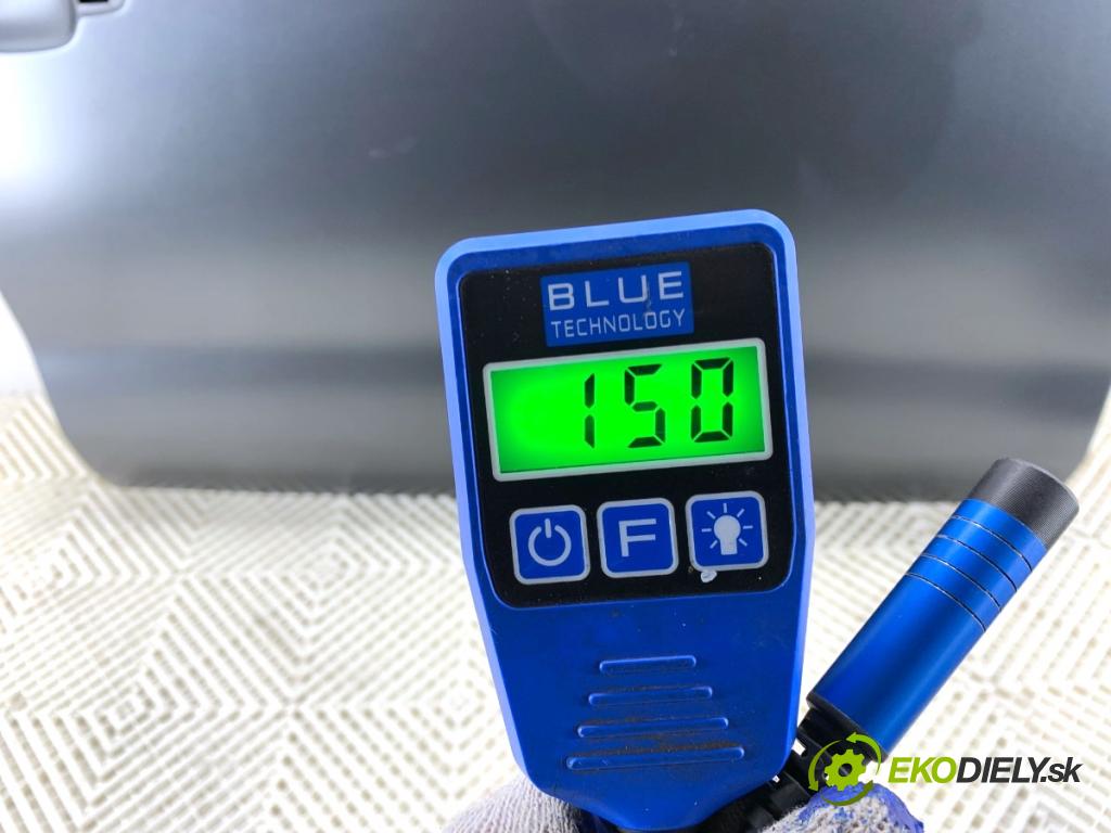 AUDI A7 4G liftback 2015 412 kW RS7 quattro 3993 Dvere pravy predný LX7A