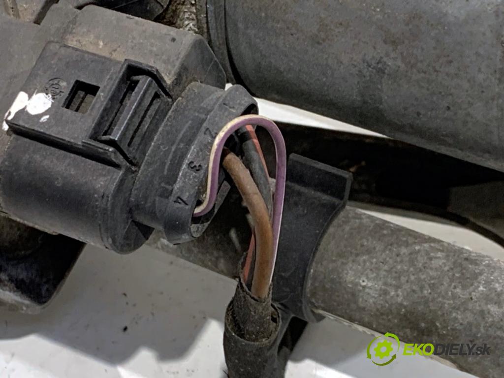 VW CADDY III Nadwozie pełne/minivan 2010 75 kW 1.6 TDI 1598 Mechanizmus stieračov predný 1T1955023 (Motorček stieračov predný)