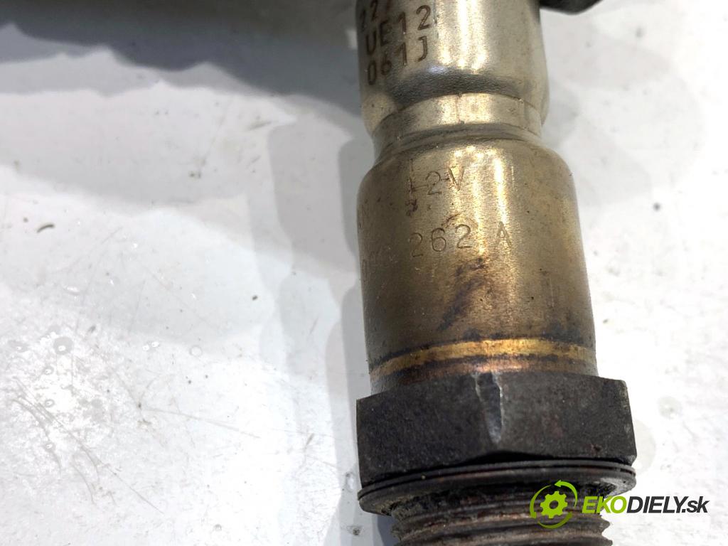 VW CADDY III Nadwozie pełne/minivan 2010 75 kW 1.6 TDI 1598 sonda lambda predný 03L906262A (Lambda sonda)