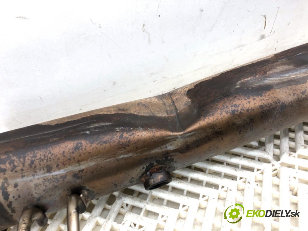 BMW G30 sedan 2021 460 kW M5 Competition 4395 Rúra VYČERPAT: