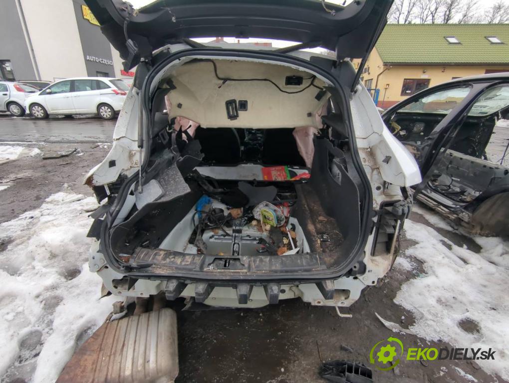 JAGUAR F-PACE SUV 2016 132 kW 2.0 TD4 AWD 1999 KAROSERIA ČTVRŤÁK blatník práh střecha PODŁUŻNICA