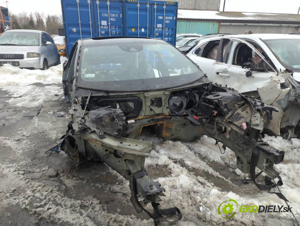 VOLVO S90 II sedan 2019 223 kW T8 Hybrid AWD 1969 KAROSERIA ČTVRŤÁK blatník práh střecha PODŁUŻNICA 