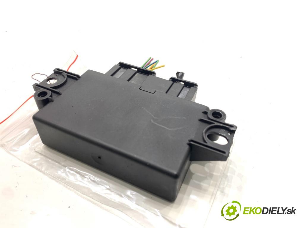 FORD ECOSPORT SUV 2018 92 kW 1.0 EcoBoost 998 Modul PDC HU5T-15K866-CE (Riadiaca jednotka ostatné)