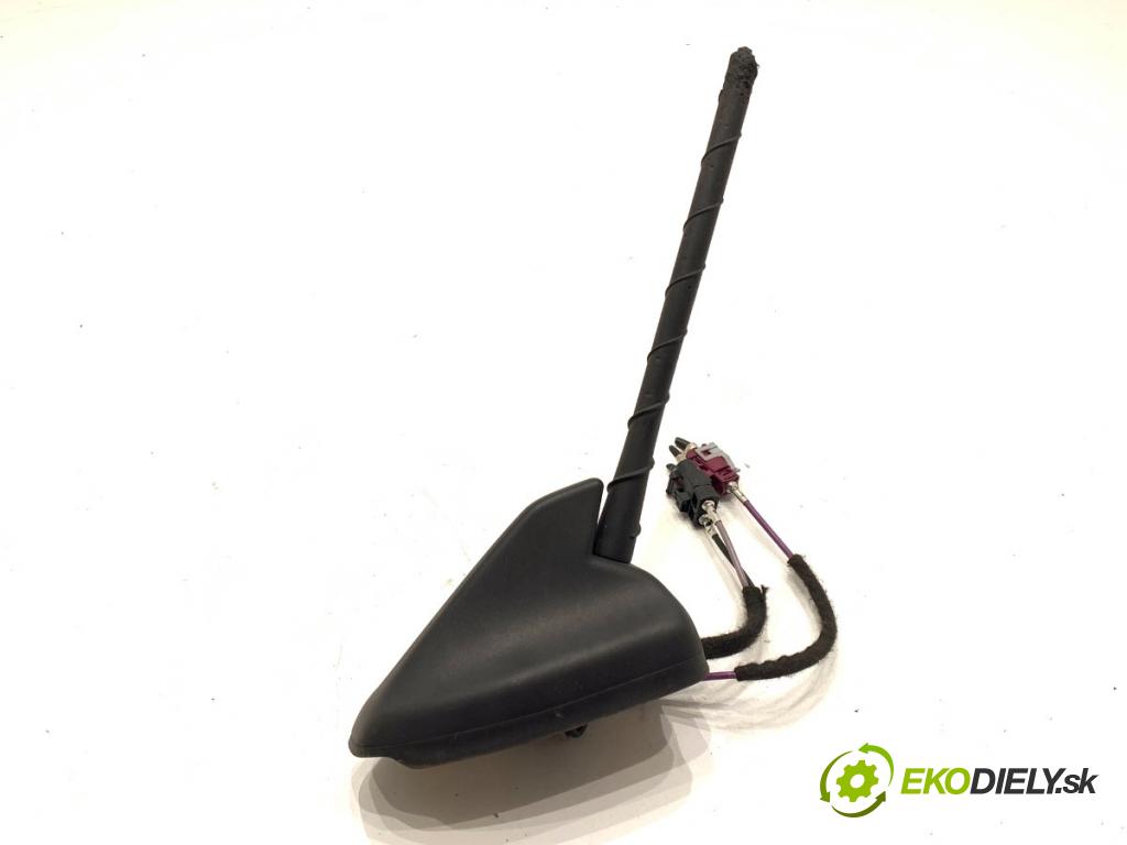 FORD ECOSPORT SUV 2018 92 kW 1.0 EcoBoost 998 ANTENA GN15-19G461-GD