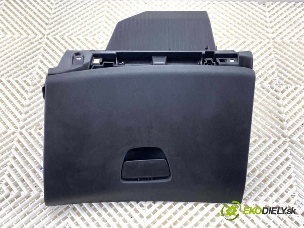 PEUGEOT 2008 I SUV 2018 81 kW 1.2 THP 110 / PureTech 110 1199 přihrádka kastlík spolujezdce 9672847477 (Přihrádka (kastlík))