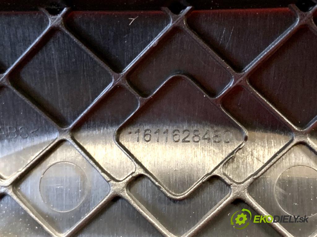 PEUGEOT 2008 I SUV 2018 81 kW 1.2 THP 110 / PureTech 110 1199 Lakťová opierka (Lakťová opierka)