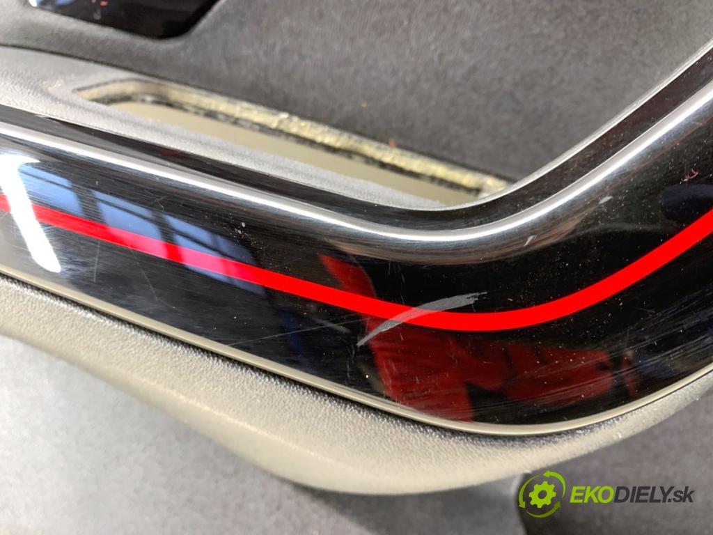 PEUGEOT 2008 I SUV 2018 81 kW 1.2 THP 110 / PureTech 110 1199 čalúnenie Dvere ľavy predný