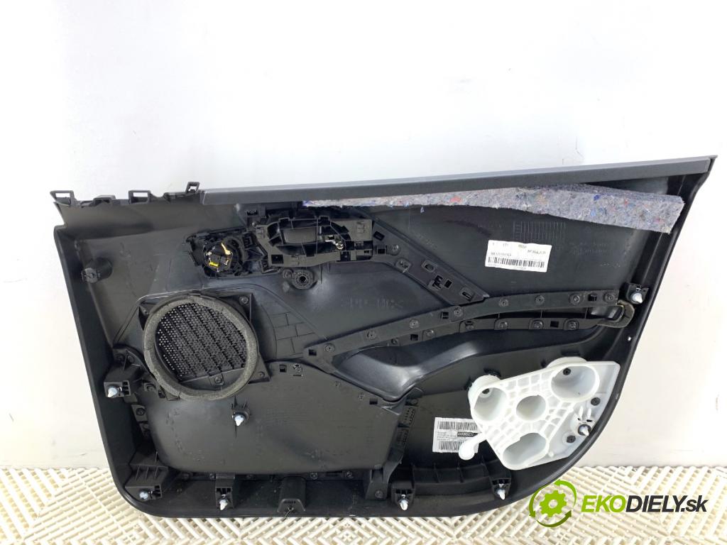 PEUGEOT 2008 I SUV 2018 81 kW 1.2 THP 110 / PureTech 110 1199 čalúnenie Dvere ľavy predný