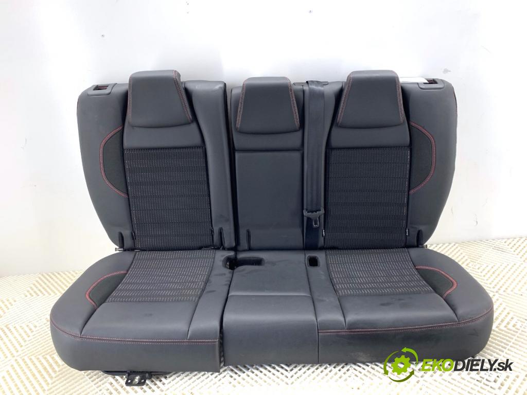 PEUGEOT 2008 I SUV 2018 81 kW 1.2 THP 110 / PureTech 110 1199 Sedadlo druhý rad 