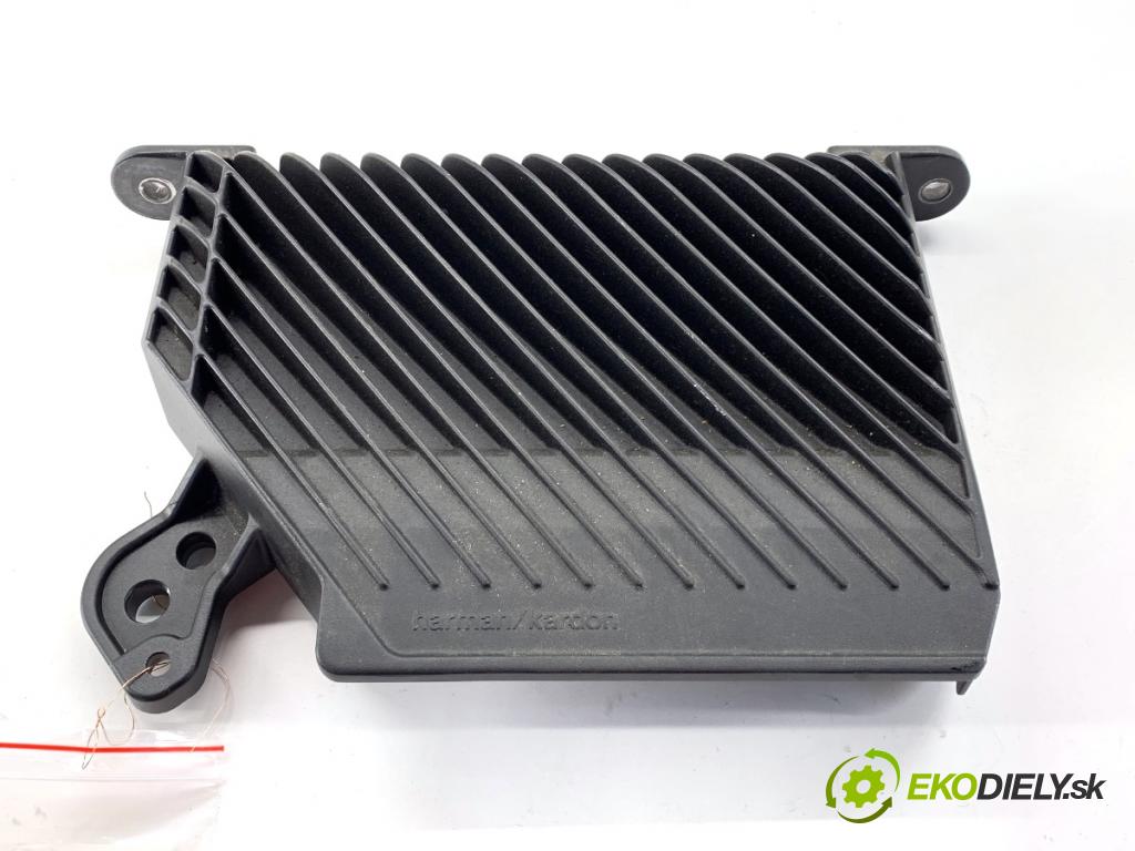 VOLVO S90 II sedan 2019 223 kW T8 Hybrid AWD 1969 Zosilňovač 32265527 3500594 (Zosilňovač)