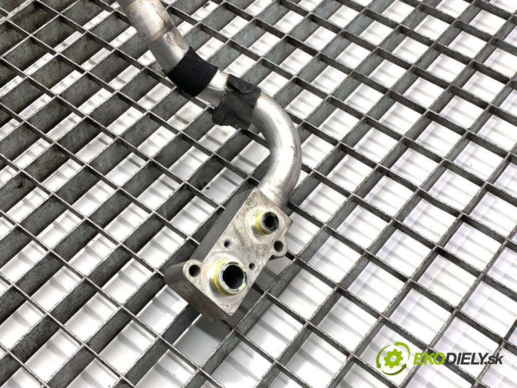 VOLVO S90 II sedan 2019 223 kW T8 Hybrid AWD 1969 rúrka klimatizace 31694260 (Trubka klimatizace)